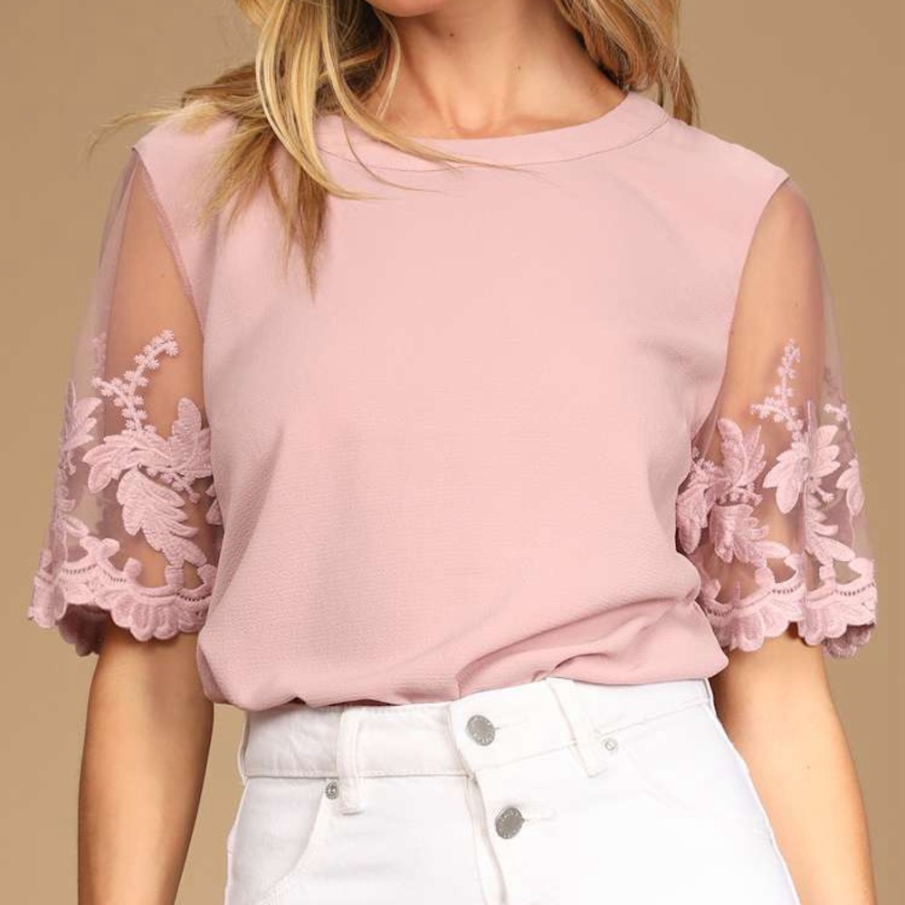 Lulu’s Lisa Marie Mauve Pink Embroidered Blouse Top